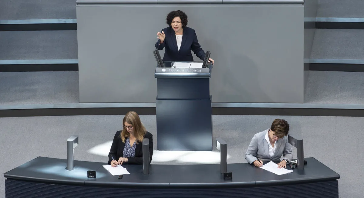 Plenum des Deutschen Bundestages während einer Haushaltsdebatte